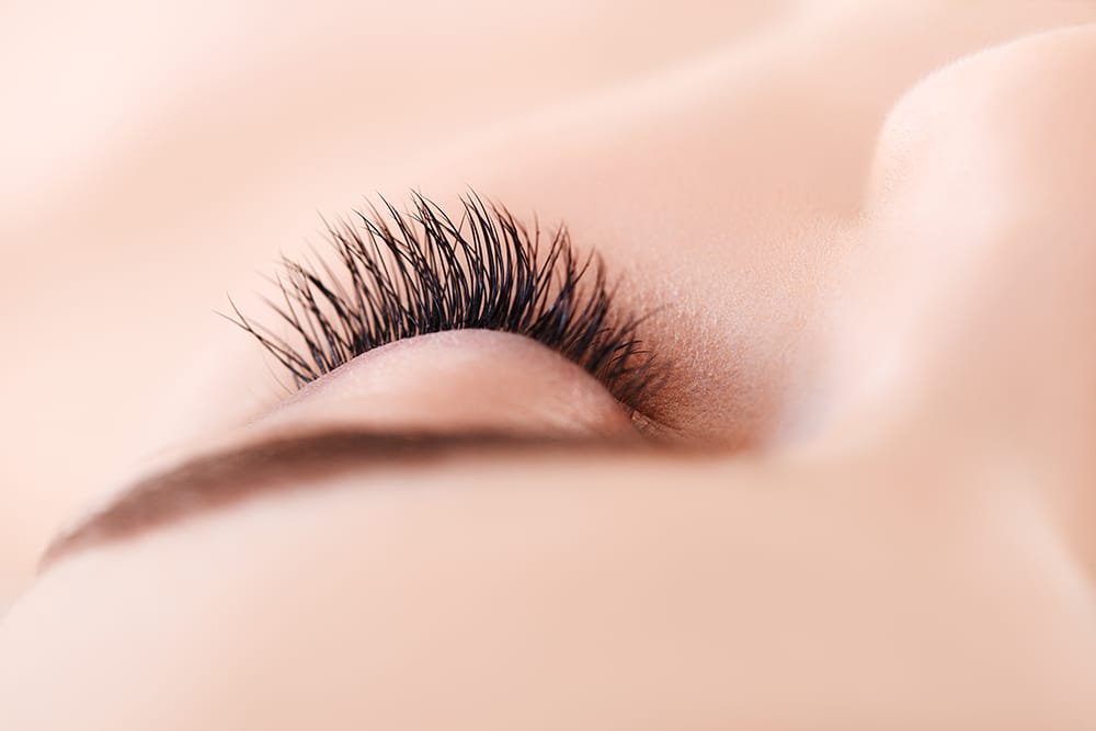 eyelash growth serum