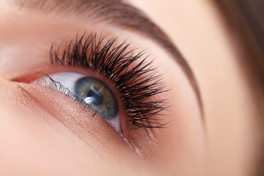 eyelash serum